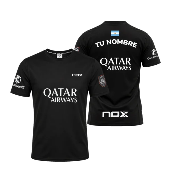 Camiseta Agustín Tapia Personalizada, color Negra y roja, vista delantera y trasera